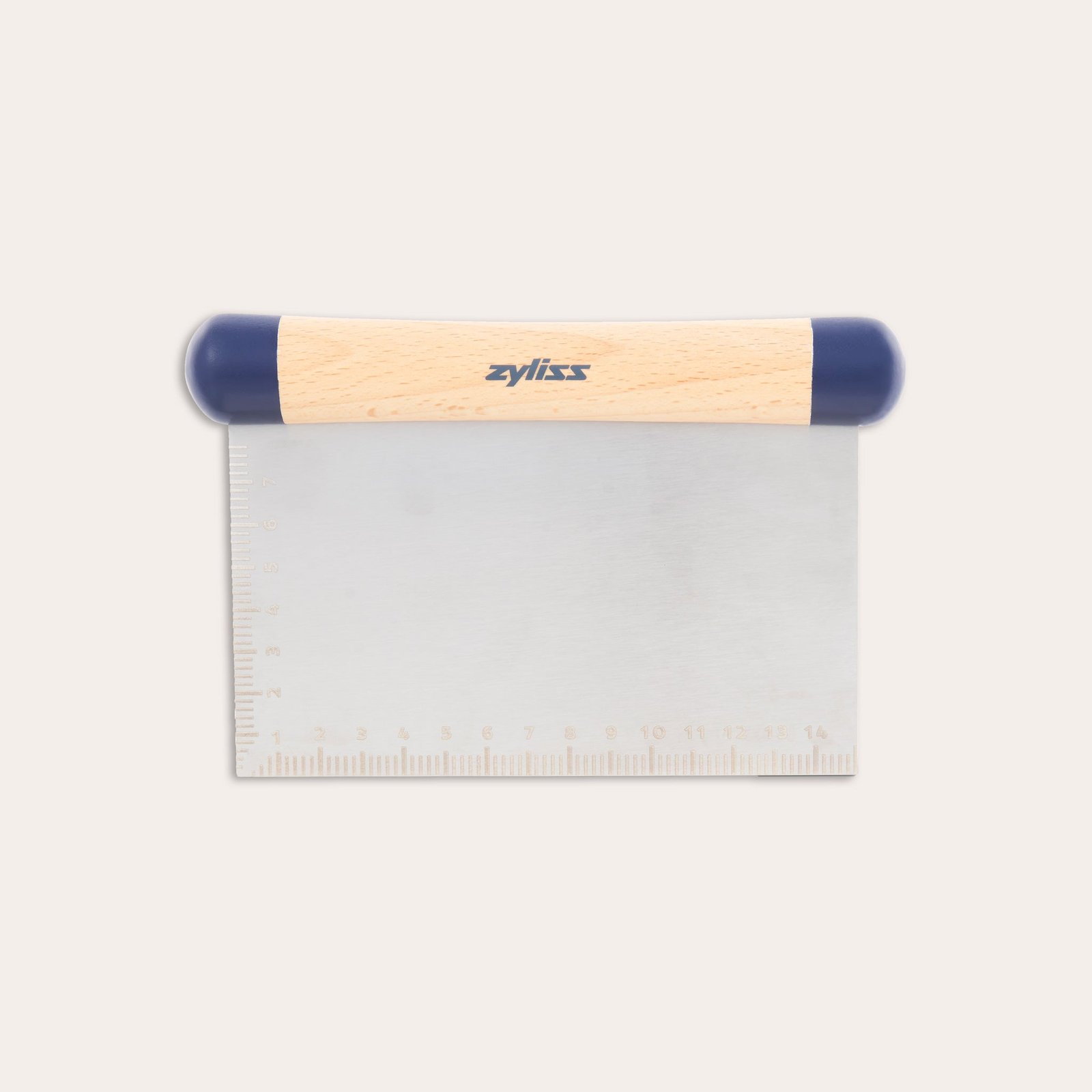 E980213_Zyliss_Bench-Scraper_Hero-Straight-on_HR_d78e4f5b-a2ed-4ef9-8d91-adedc61b0ae3 Beech Wood Bench Scraper - Image 1
